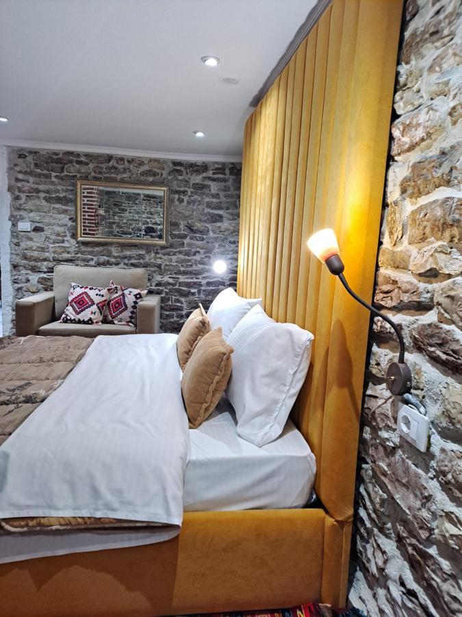 "Villa 70" Guesthouse Gjirokaster Luaran gambar
