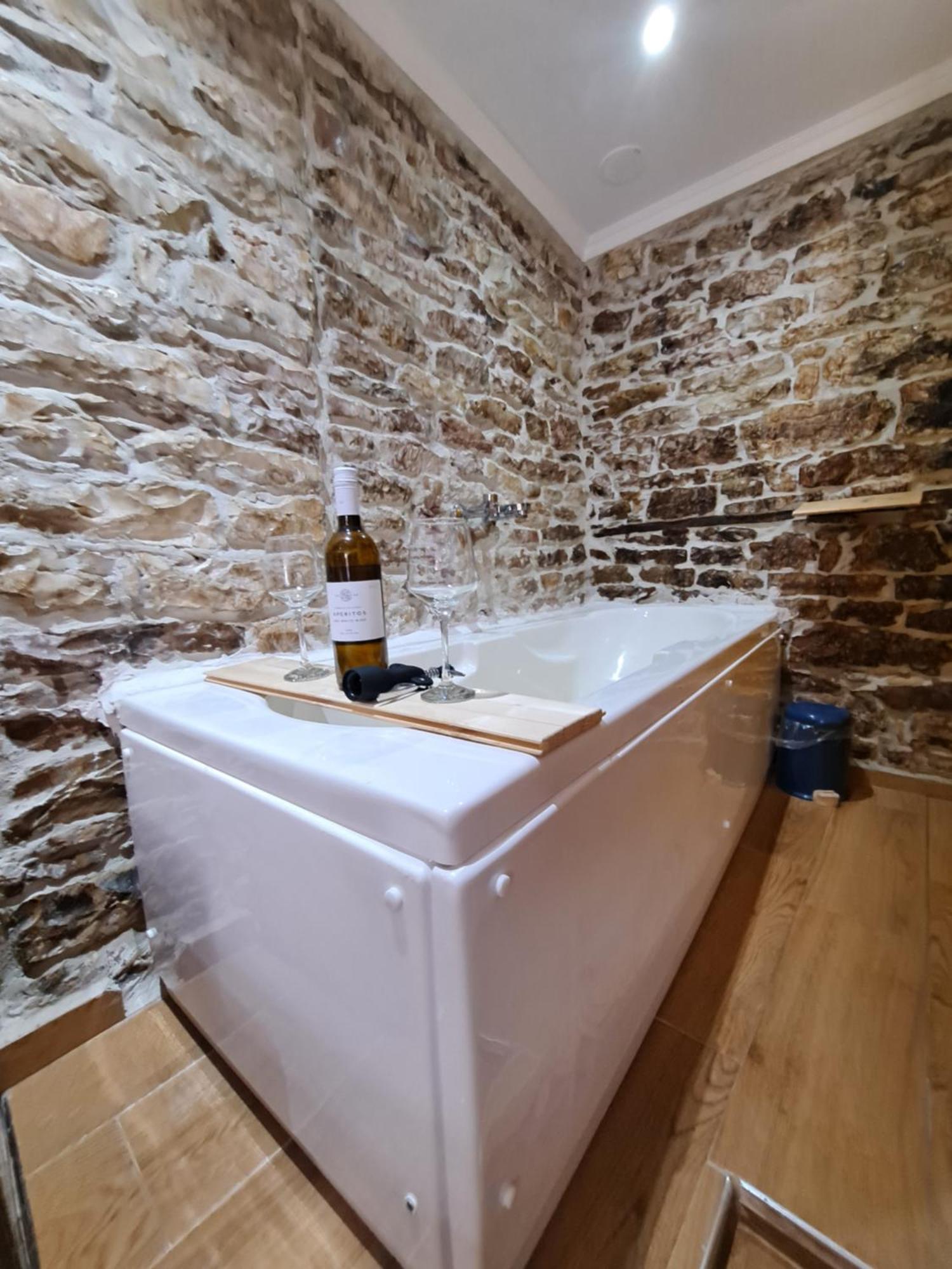 "Villa 70" Guesthouse Gjirokaster Luaran gambar
