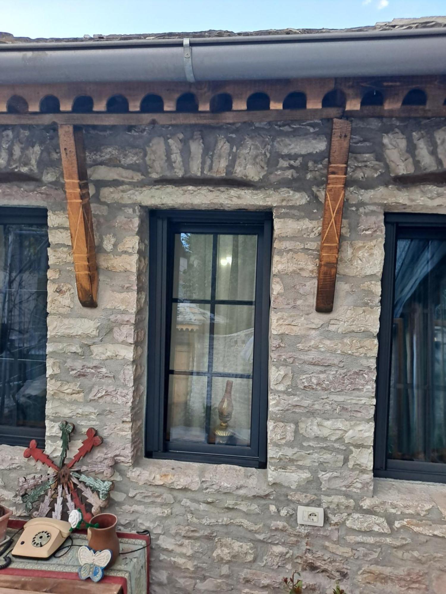 "Villa 70" Guesthouse Gjirokaster Luaran gambar