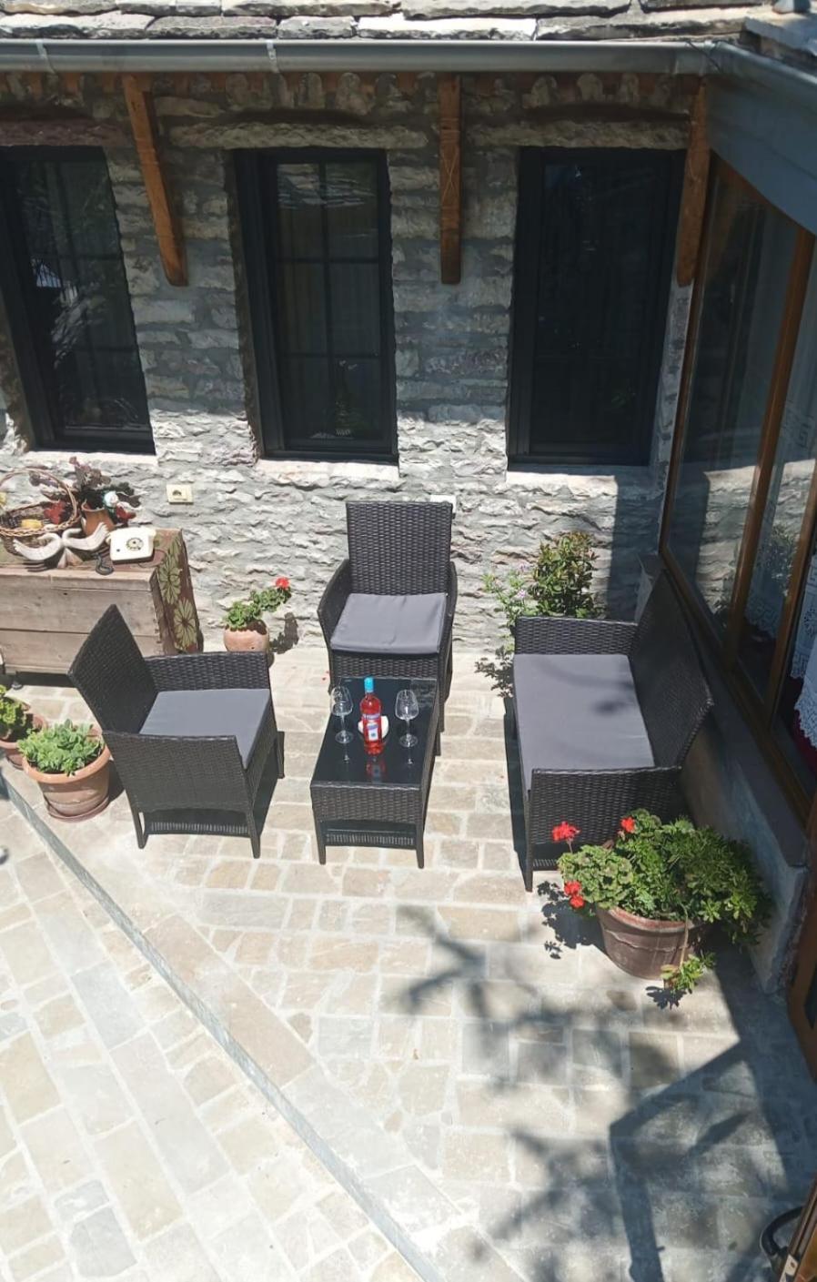 "Villa 70" Guesthouse Gjirokaster Luaran gambar
